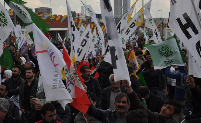 Kadıköy'de HDP'den referandum mitingi