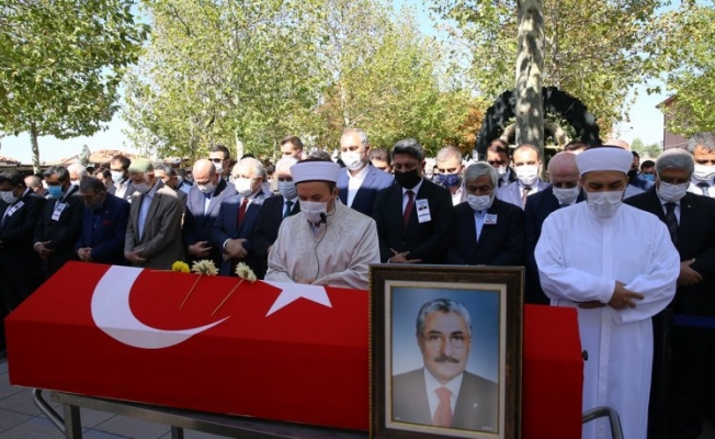 Eski bakan Zeki Ergezen son yolculuğuna uğurlanıyor