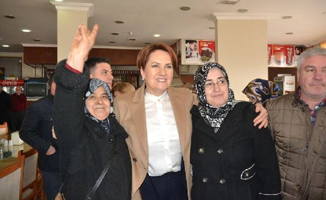 Meral Akşener: Terörist arayan aynaya baksın