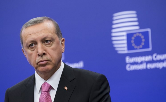 Korkusuz yazarı Takan: Ne dümenler dönüyor bir bilseniz