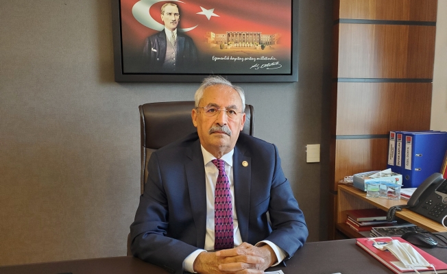 Yönetilemeyen kriz döneminde esnaf zarara uğratıldı