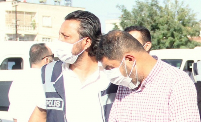 Swinger partilerine katılan su tesisatçısı, "diş hekimiyim" diye kadınları dolandırmış!
