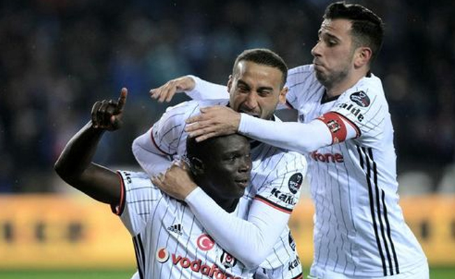 Trabzonspor-Beşiktaş maçında gol düellosu