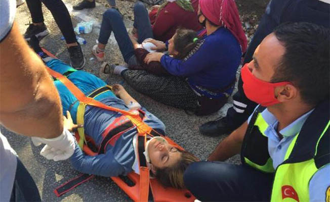 Mersin'de kaza: 1 tarım işçisi öldü, 28 işçi yaralandı