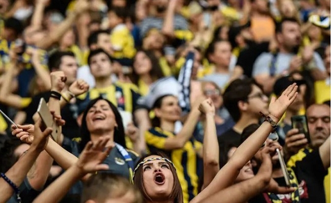 Fenerbahçeli taraftara Alex sürprizi
