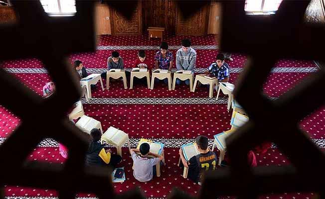 Kuran kursunda yatılı kalmaya devam eden 40 çocuk koronavirüse yakalandı