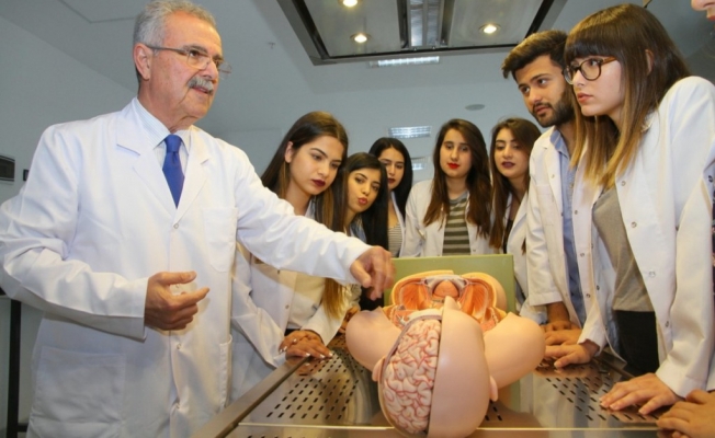 Vakıf üniversitelerine tıp fakültesi kurmak için şart getirildi!