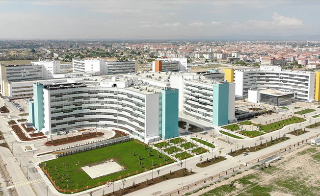 Şehir hastanelerinde yatak başı maliyet dudak uçuklattı
