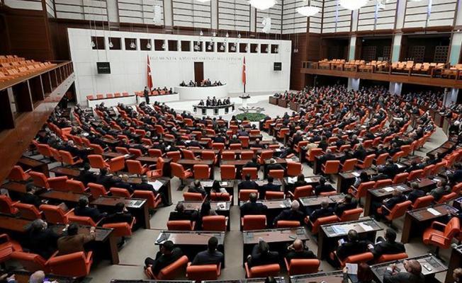 500 bin liradan fazla maaş aldılar, kürsüye bile çıkmadılar