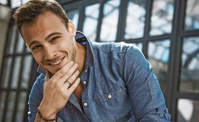 Kerem Bürsin: “Kadın haklarını korumam, kadına şiddetin son bulmasına dair her seferinde sesimi yükseltmem mi beni daha ‘az’ erkek yapacak?