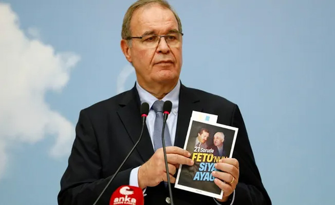 CHP'nin '21 soruda FETÖ'nün siyasi ayağı' kitapçığına yasak geldi