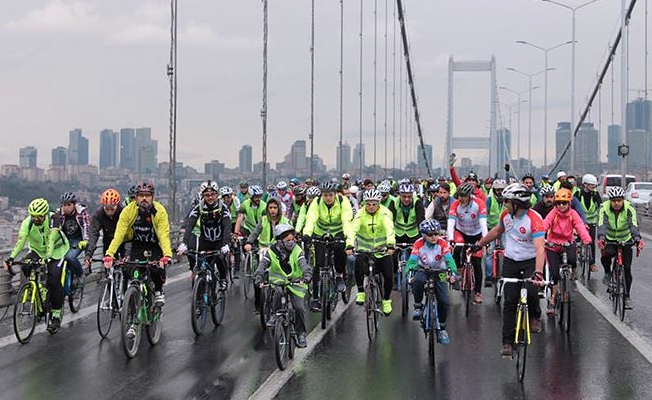 Kalp sağlığı için pedal çevirdiler
