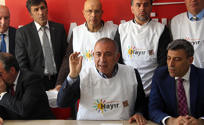 Tekin memleketinden uyardı: Bu Anayasa değil, Banayasa!