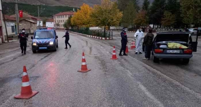 Bin kişilik mahalleye karantina...
