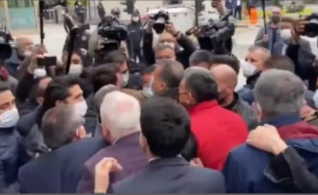 Meclis önünde arbede! DİSK protestosuna polis müdahalesi