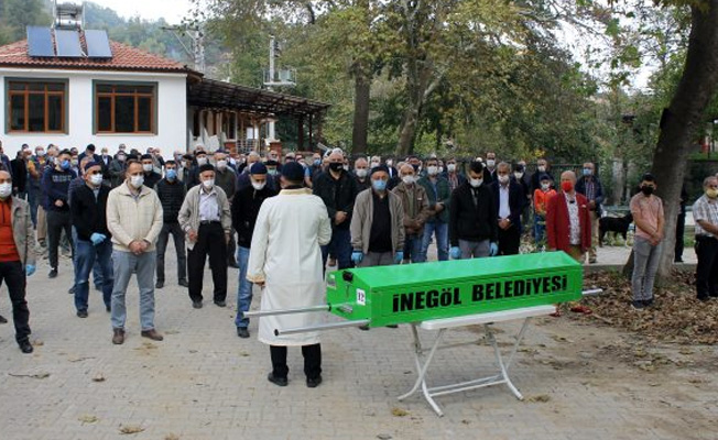 Baba ve oğlu, 6 gün arayla koronavirüsten hayatını kaybetti
