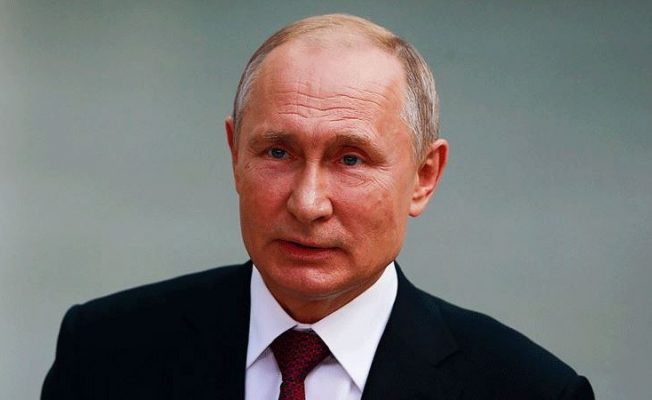 Putin iki bakanı kovdu!