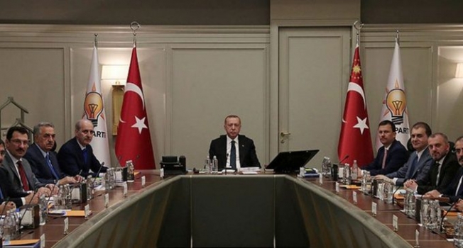 Berat Albayrak'ın istifası sonrası AKP'de kritik MYK!