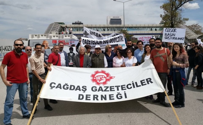 Çağdaş Gazeteciler Derneği: Ana akım medya halkın haber alma hakkına ihanet etmiştir!