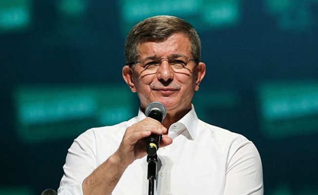 Davutoğlu: "En kaliteli bürokratlar bile birer birer harcanacak"