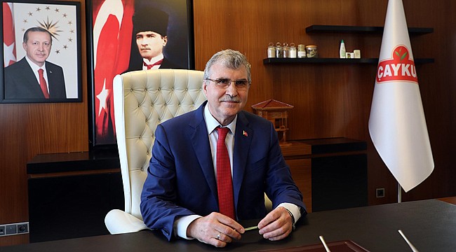 AKP'li Belediye Başkanı'nın iki koltuğu varmış
