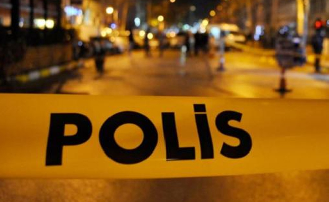 Bursa'da otomobil temizlik işçilerini ezdi