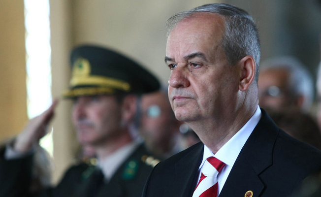 İlker Başbuğ: Darbelere karşı parlamenter sistem daha güvenli