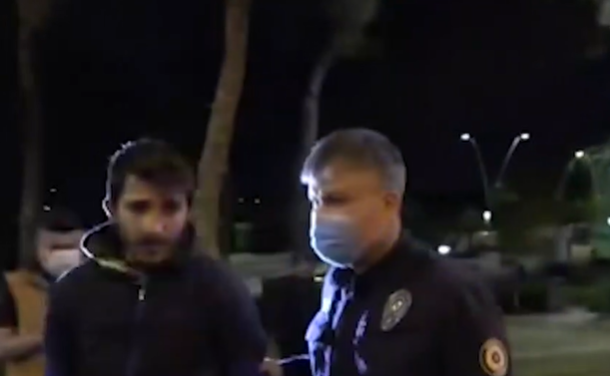Maske takmak istemediler, polise taşla saldırdılar