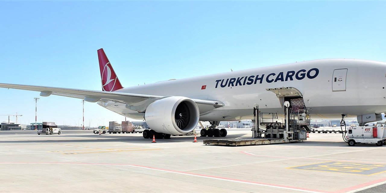 Turkish Cargo koronavirüs aşılarını taşımaya başladı