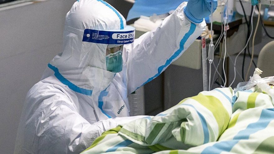 TTB: Günlük pozitif vaka sayısı 50 bine yaklaştı