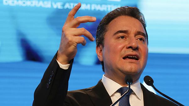 Babacan ateş püskürdü: "Mafya, siyaseti dizayn ederken Cumhurbaşkanı ittifak derdinde"