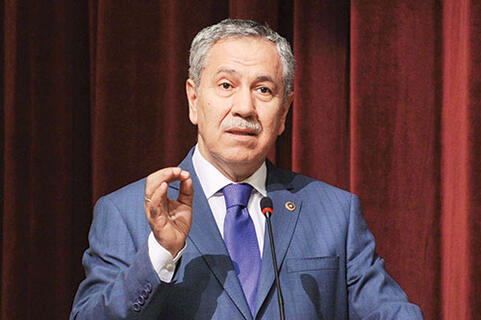 Medyada Arınç'ın ateşine kimler odun taşıdı?