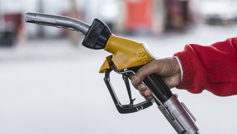 Benzine büyük zam yolda!