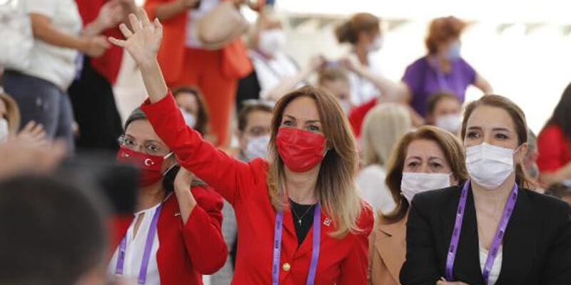 Aylin Nazlıaka: "Kadına yönelik şiddet politiktir" diye haykırmayı sürdüreceğiz