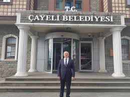Belediyede "abi" kayırmaca... Kendisi başkan, abisi müdür!