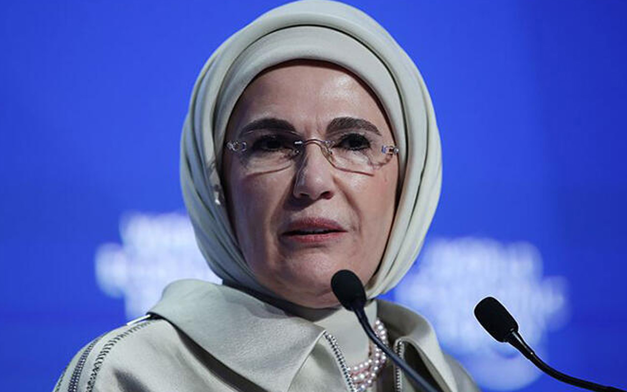 Emine Erdoğan: Zorbalar, mafya babaları rol model olamaz