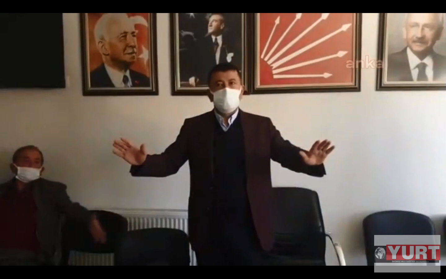 Veli Ağbaba depreme canlı yayında yakalandı