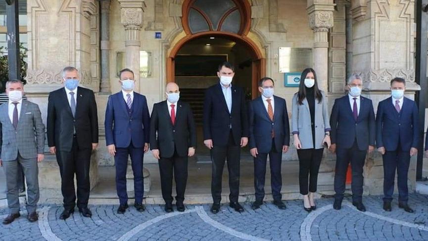Test sonucunu beklemeden tören yaptılar: Hepsi pozitif!