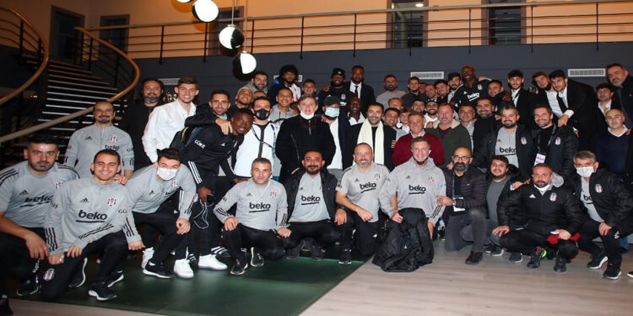 Beşiktaş'tan galibiyet kutlaması
