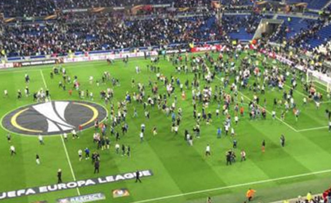 UEFA Lyon-Beşiktaş maçı için kararını verdi
