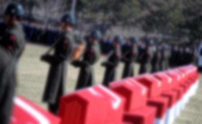 Afrin'den acı haber: Bir asker şehit oldu