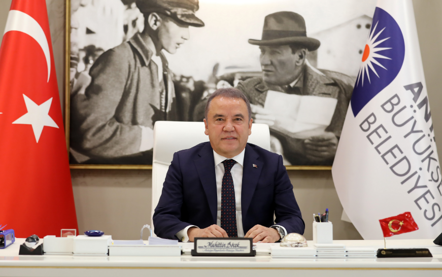 Muhittin Böcek'ten 3 Aralık Dünya Engelliler Günü mesajı