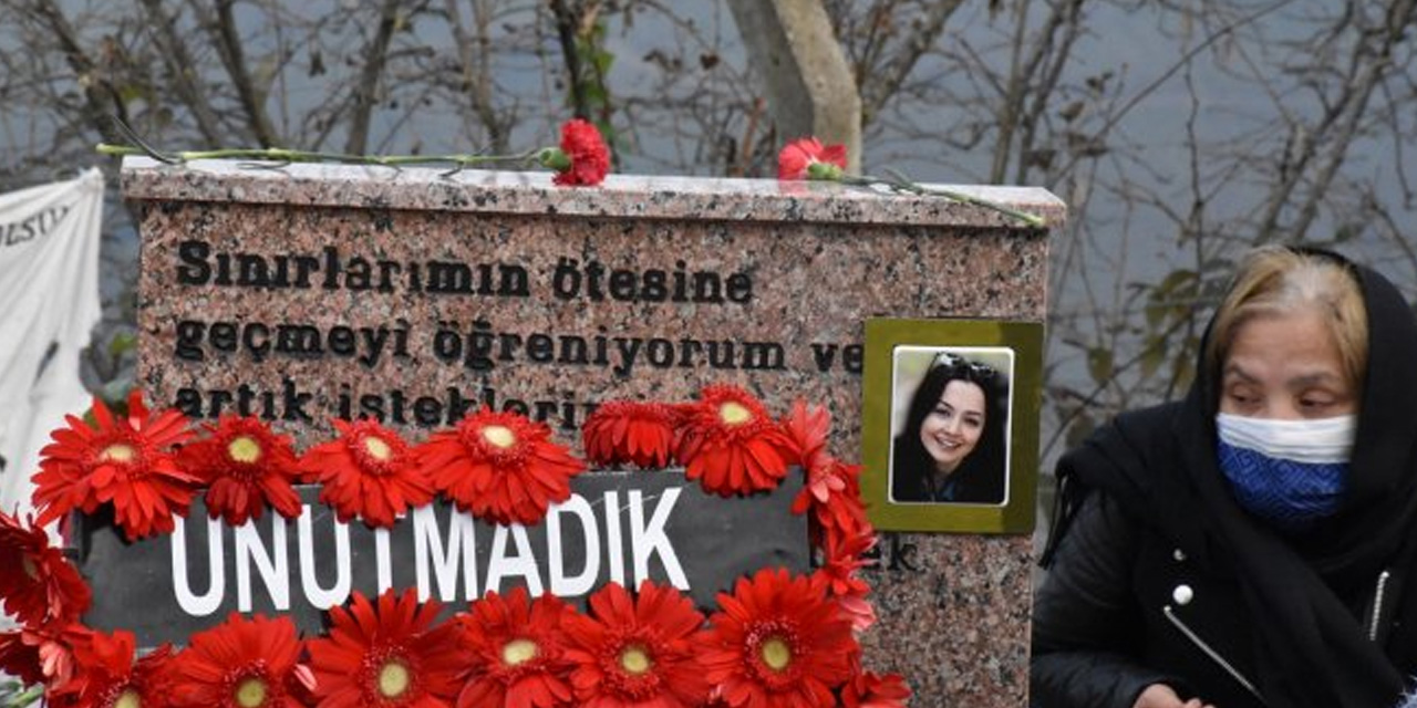 Cezaevi firarisi tarafından katledilen Ceren Özdemir mezarı başında anıldı