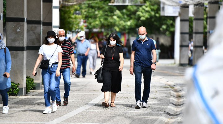 "İzmir'de günlük 5 bin koronavirüs vakası var"