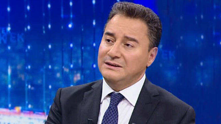 Ali Babacan'dan aşı açıklaması: Hükümetin tavsiyesine güvenmekte zorluk çekiyorum