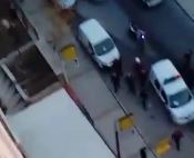 Esnaf, kepengi yarım metre açık diye oğlunun yanında ters kelepçe ile gözaltına alındı!