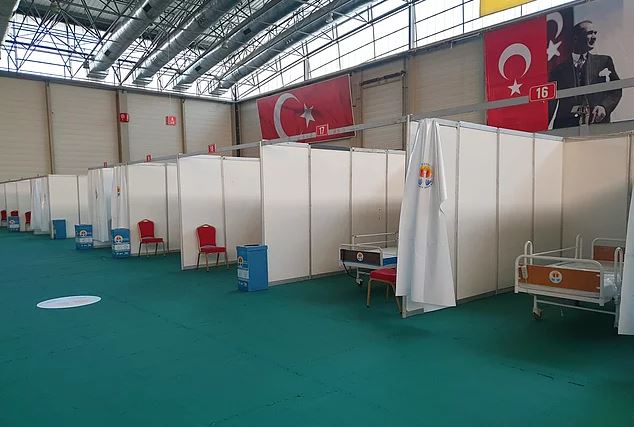 Yoğun bakımda yer kalmadı: Sahra Hastanesi neden mühürlü?