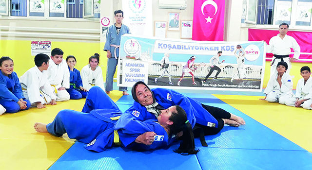 82 yaşındaki 'judocu nine' koronavirüsten hayatını kaybetti
