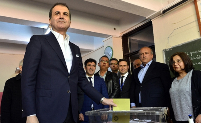 Bakan Çelik'in sandığından 'hayır' çıktı
