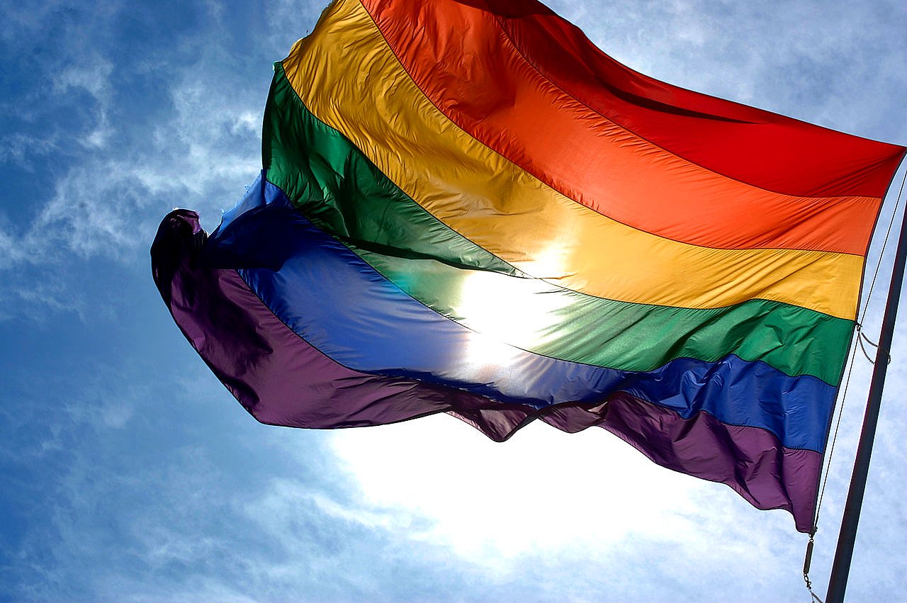 LGBT ve gökkuşağı temalı ürünler artık yasak!